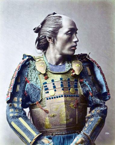 Exquisite Colorized Photos of 1800 Samurai