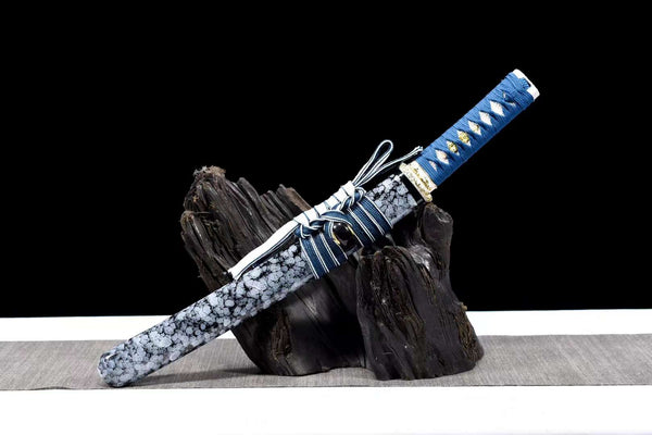 Azūrushimā T10 Clay Tempered Carbon Steel Tanto Sword