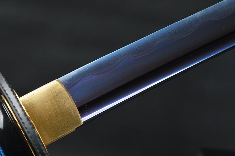 Ryū Carbon Steel Blue Blade Samurai Katana with Dragon Sheath